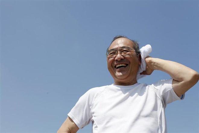 已经不可避免？60岁以上的老年人要尤其注意AG旗舰厅·(中国)网站新冠病毒3大结局(图2)